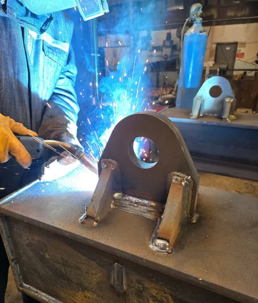 04-mag-welding-lug.webp