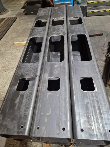 03-milled-welded-beams.webp