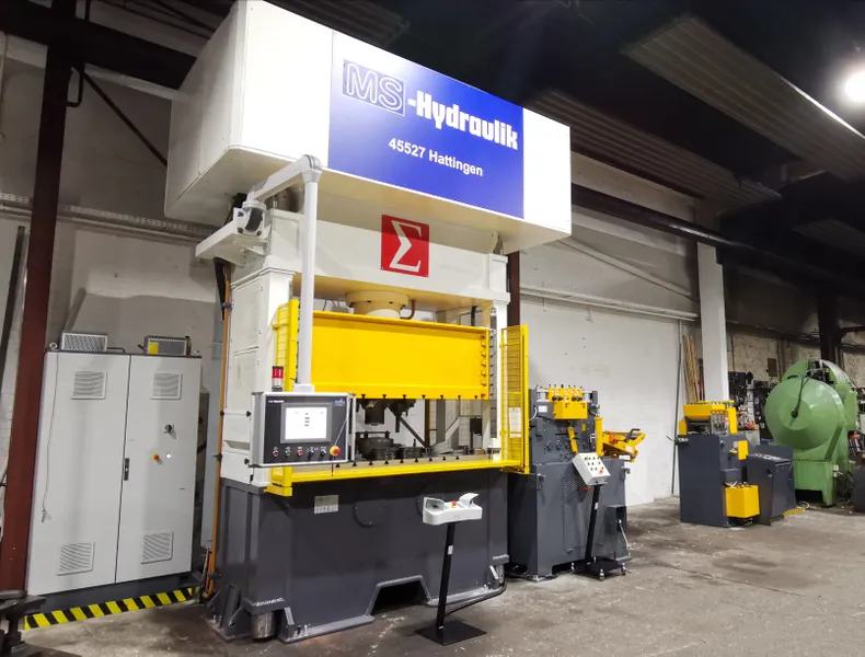Hydraulik-Servo-Presse SC-200/60