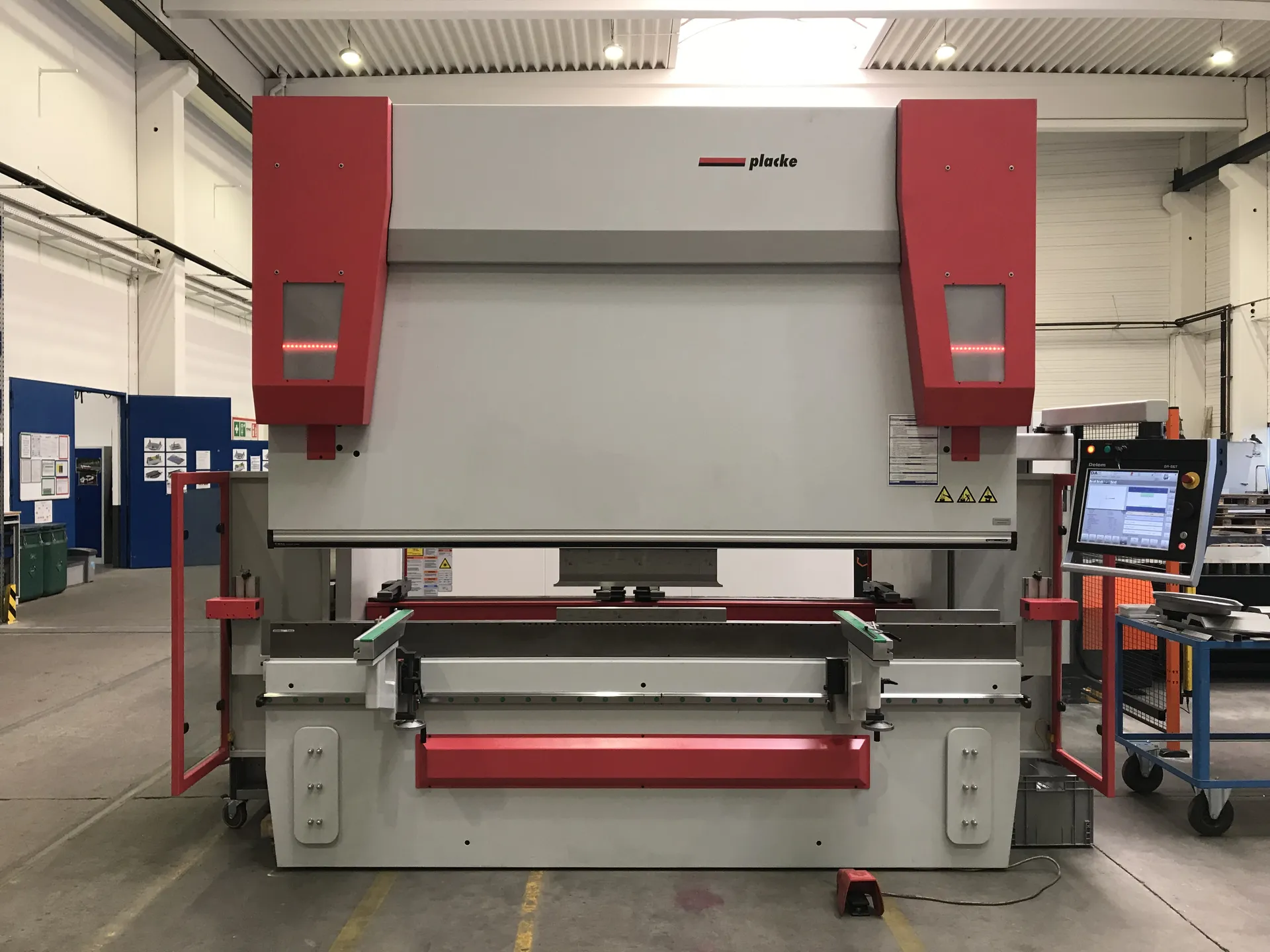 180 to Gesenkbiegemaschine