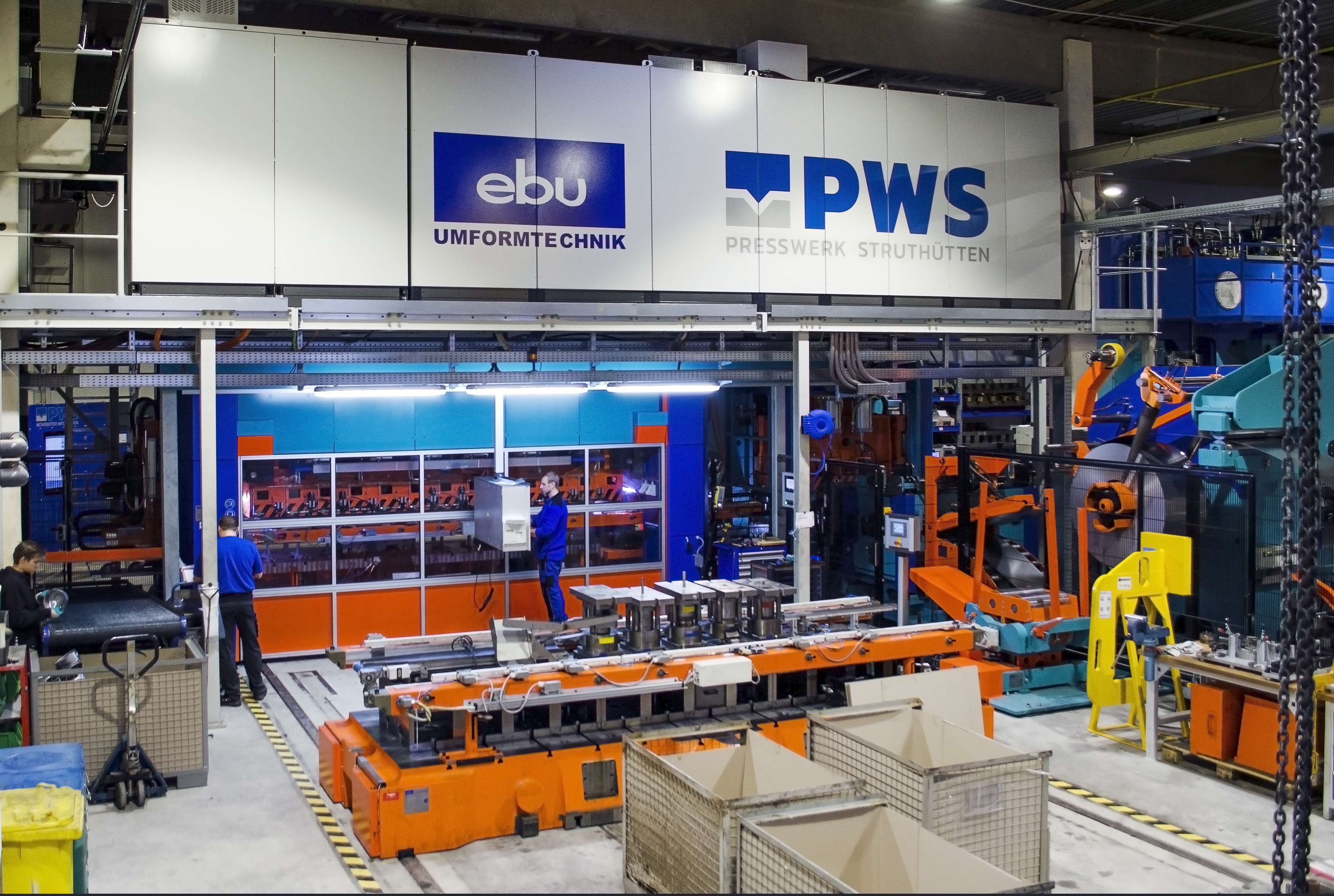 800 to Servo Umformpresse