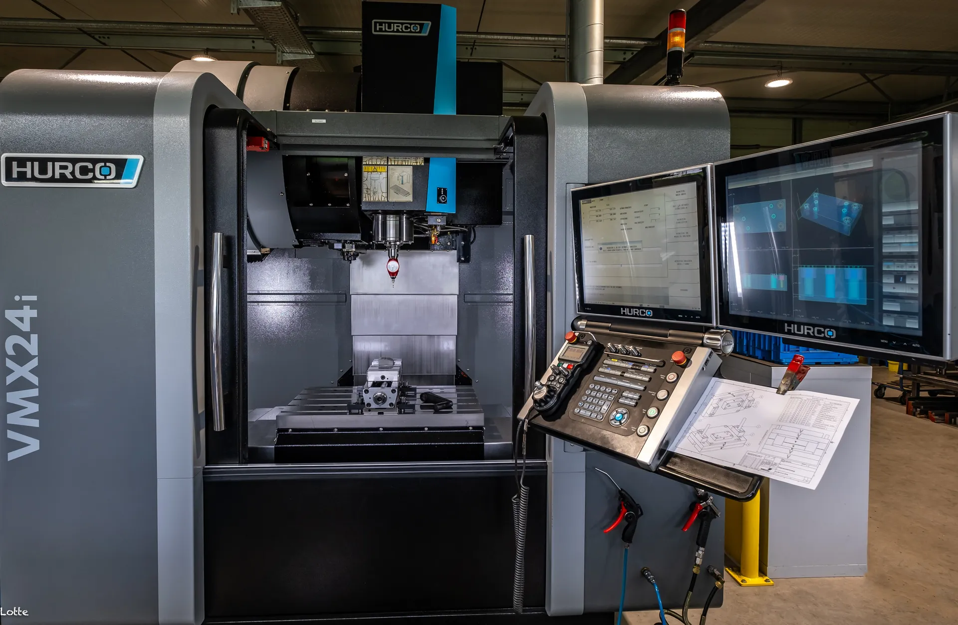 CNC-Fräsmaschine VMX 24i