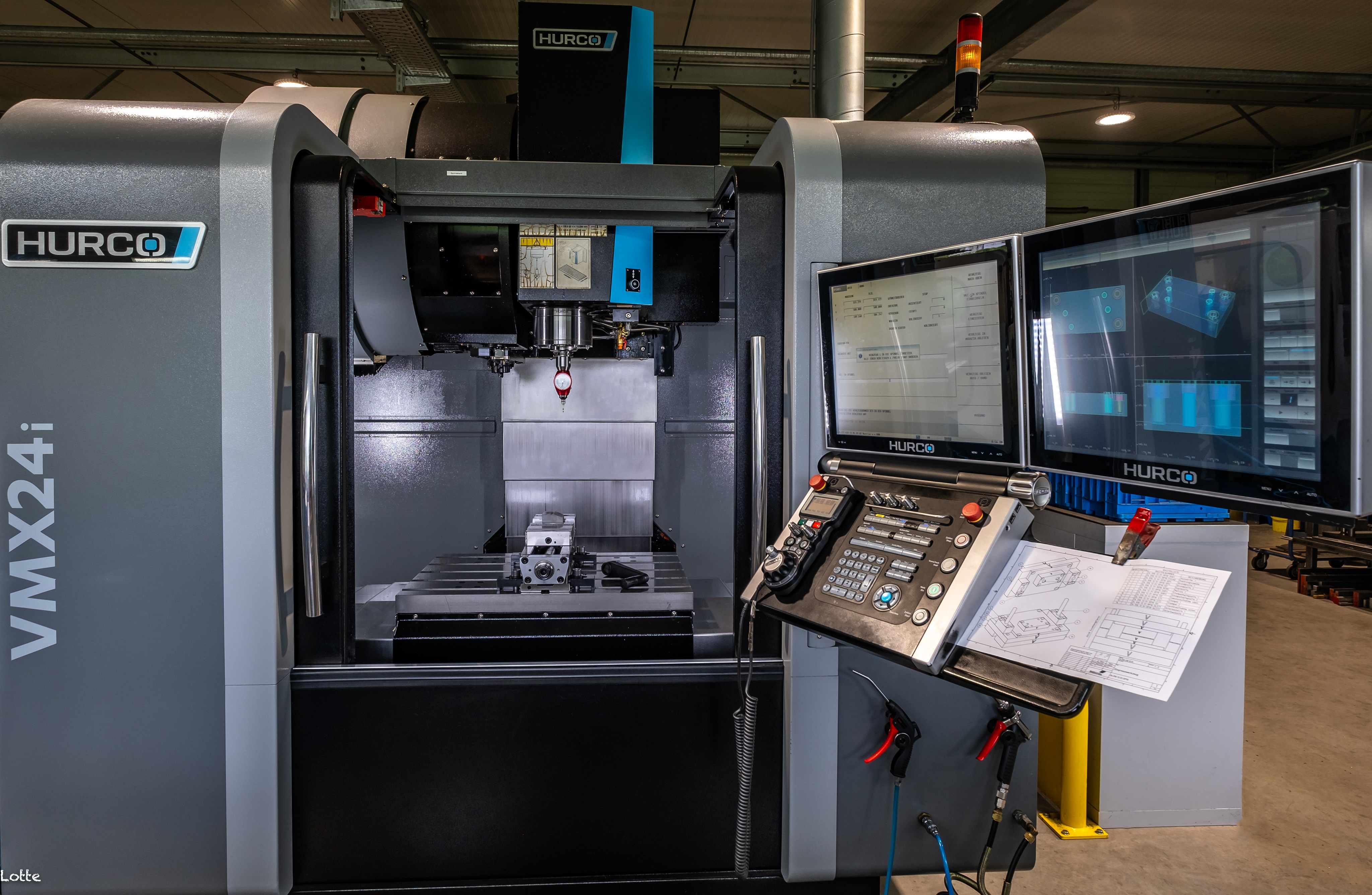 CNC-Fräsmaschine VMX 24i