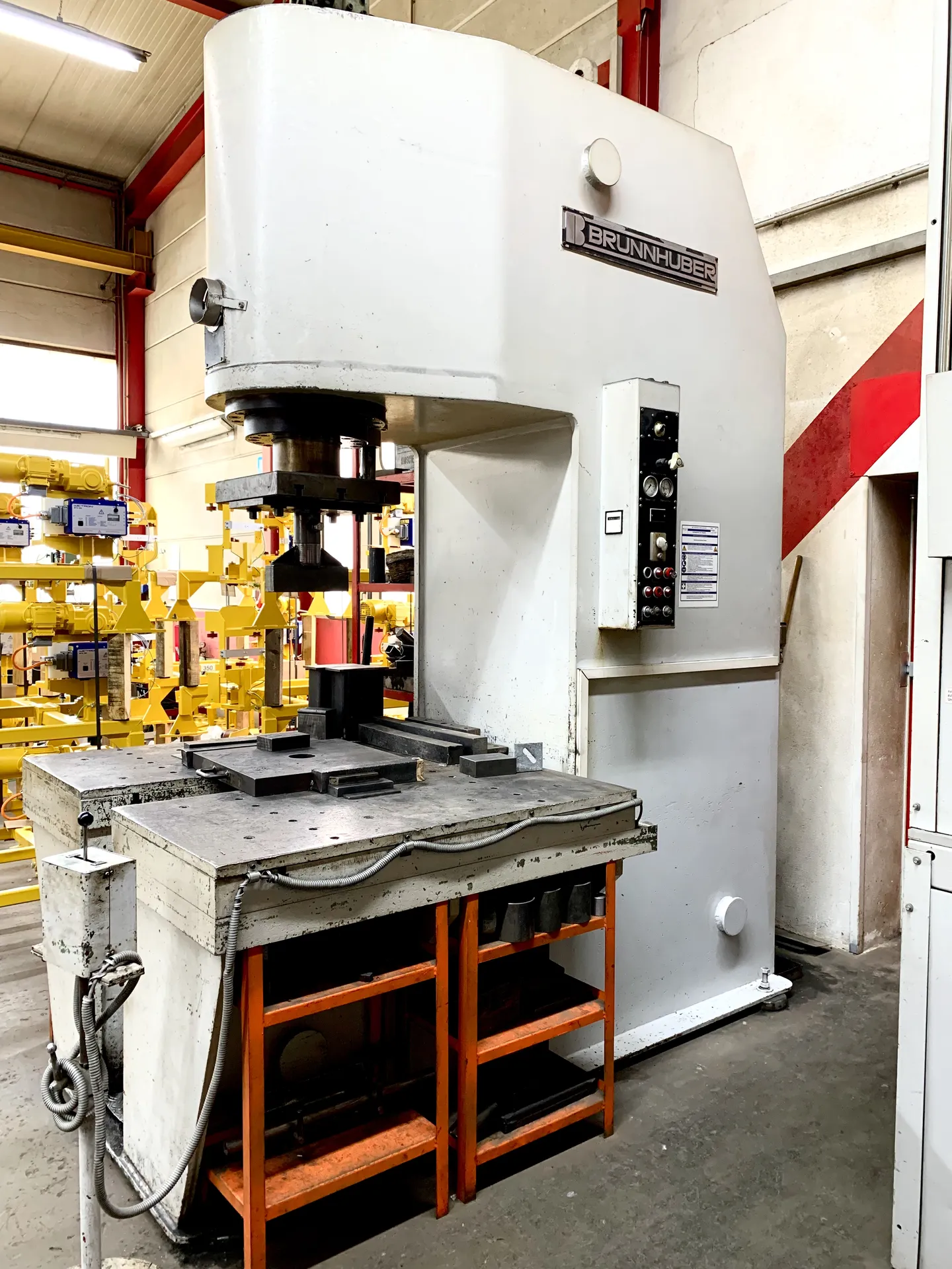 C- Bügelpresse 160 Tonnen