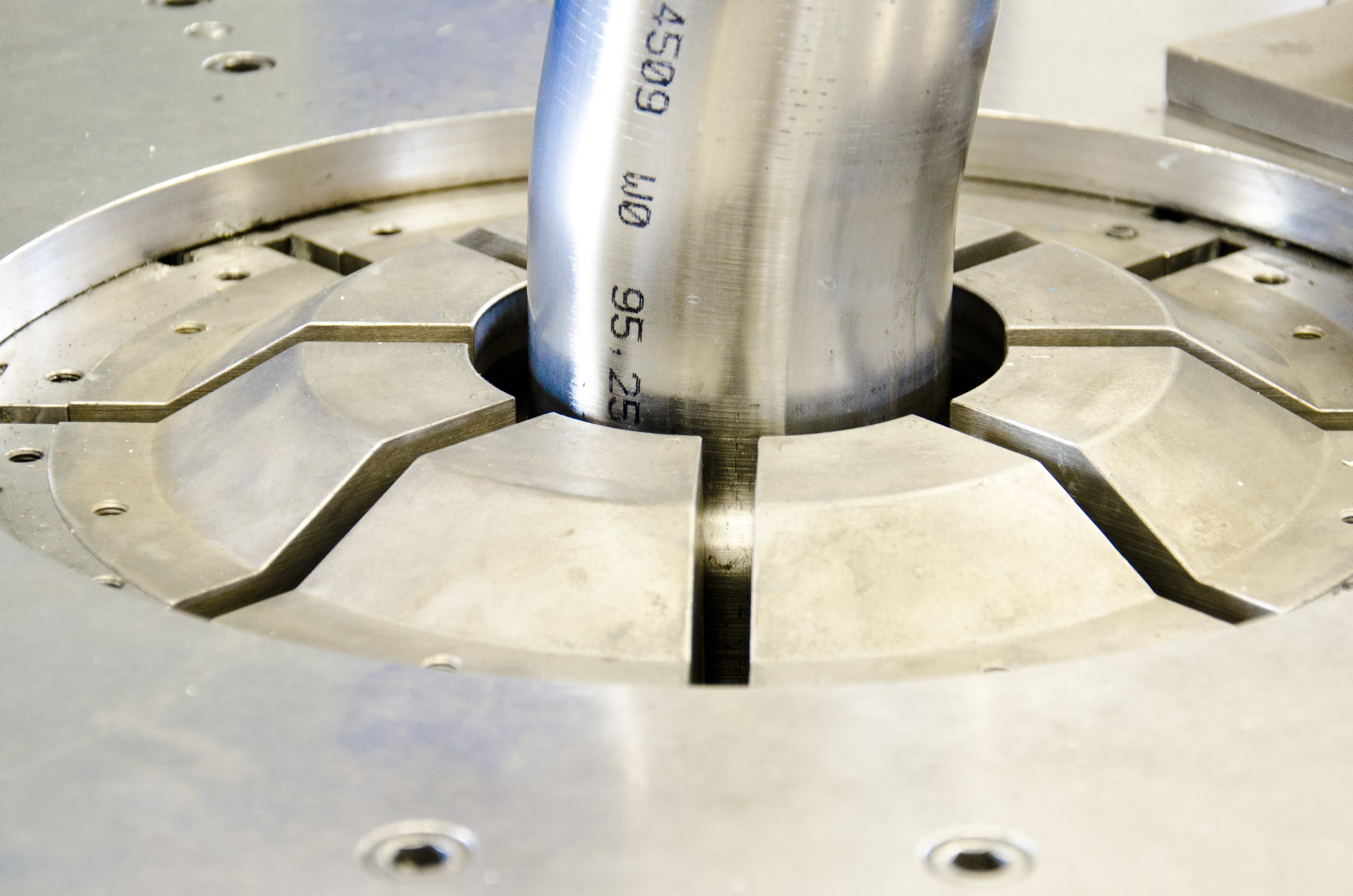 End pipe forming