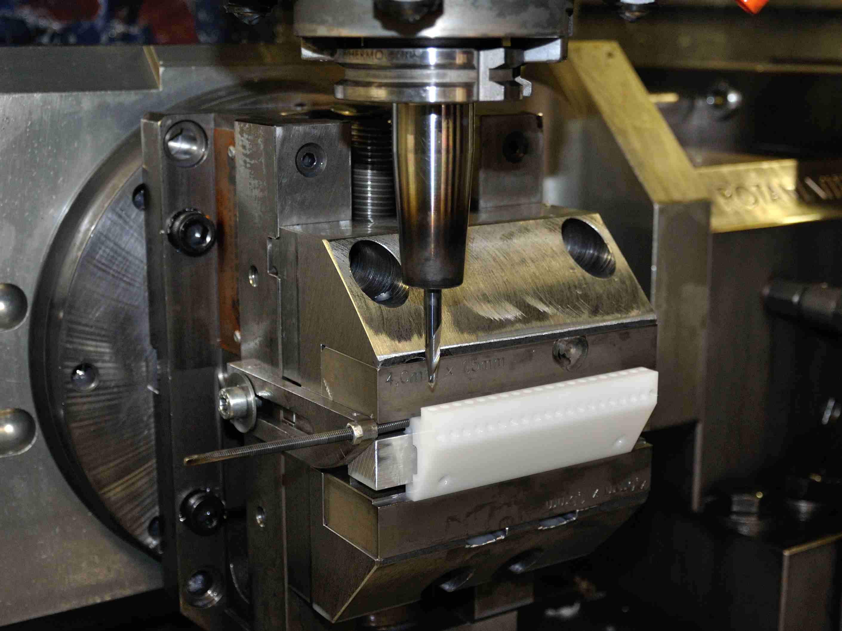 PK-VMC1000S