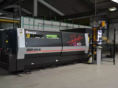 Amada Ensis 3015 AJ
