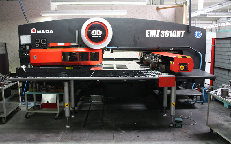 Amada EMZ 3610NT