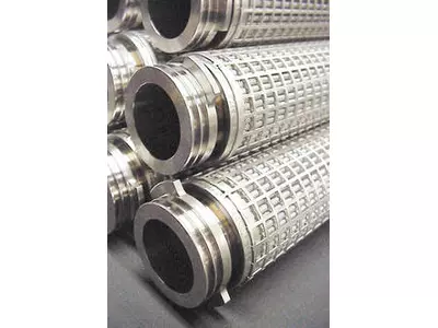 Lochbleche eingesetzt als Stützrohre für Filterkerzen 