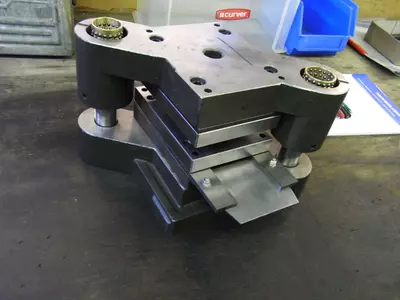 Schnittkasten/Stanzwerkzeug