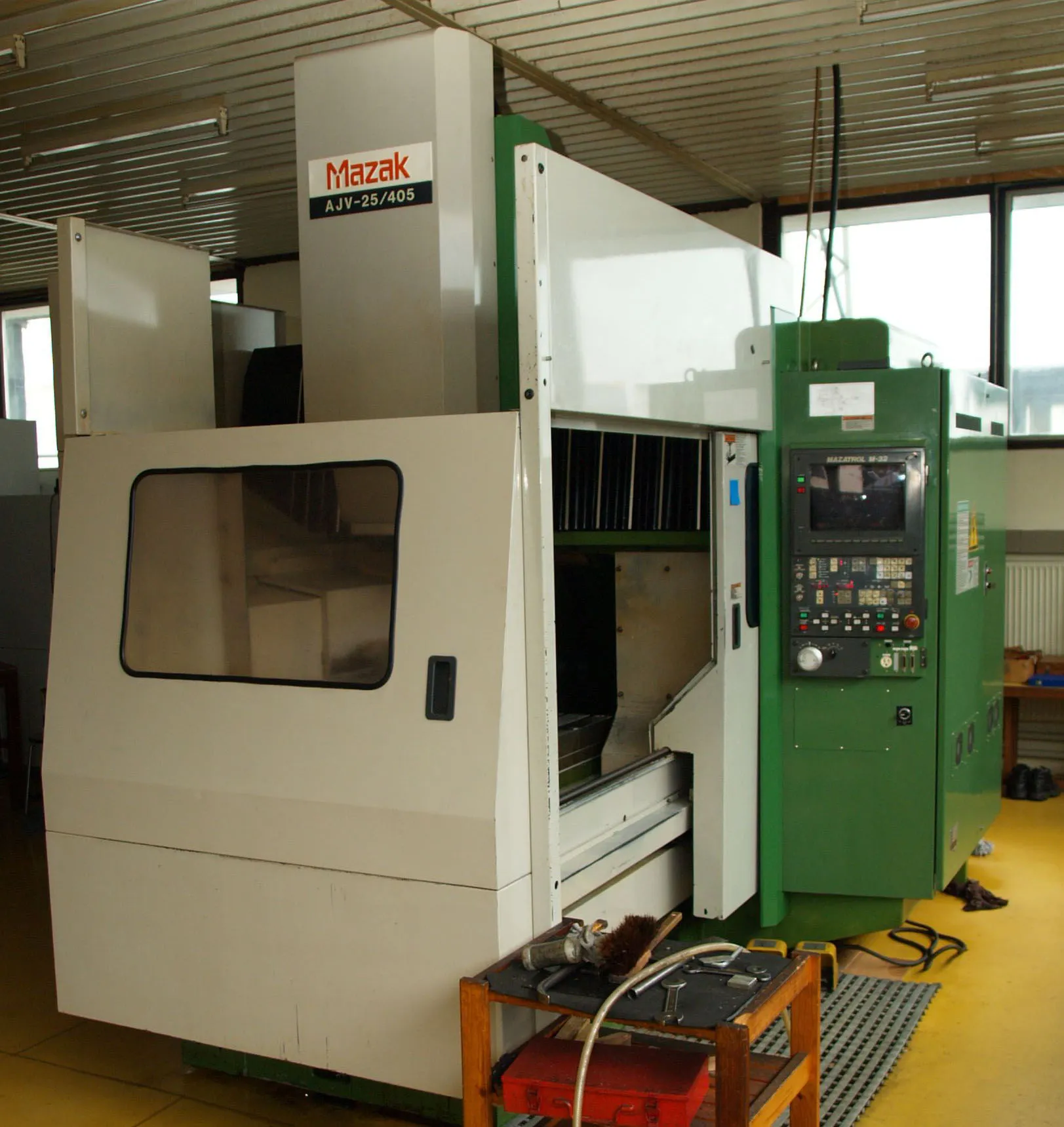 Mazak AJV 25/40