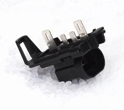 Technical parts with inserts for electrical equipement and automotive industry