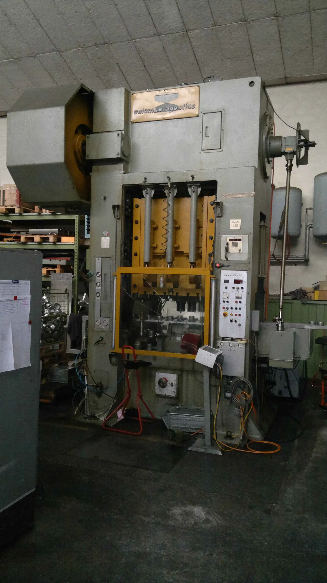 Doppelständer-Kurbelpresse 315 t Druck mit pneumatischem Kissen 35 t