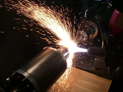 Aufpanzern - Flammspritzen