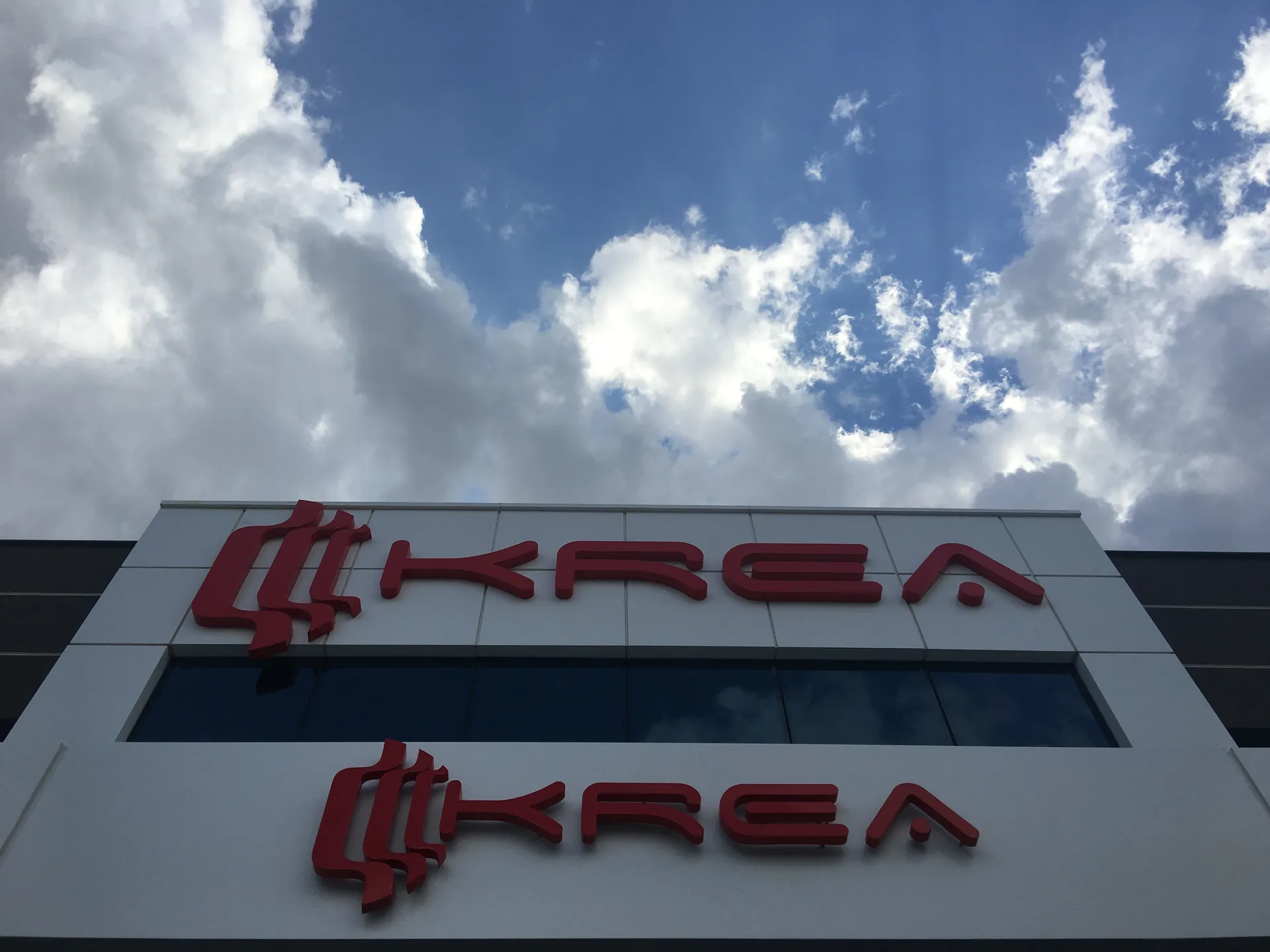 KREA-3 Totem