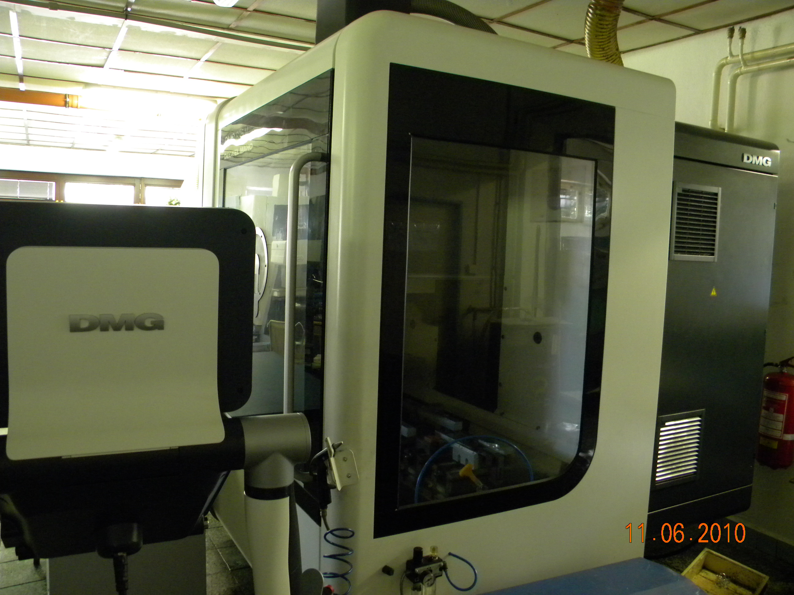 DECKEL MAHO DMC 835