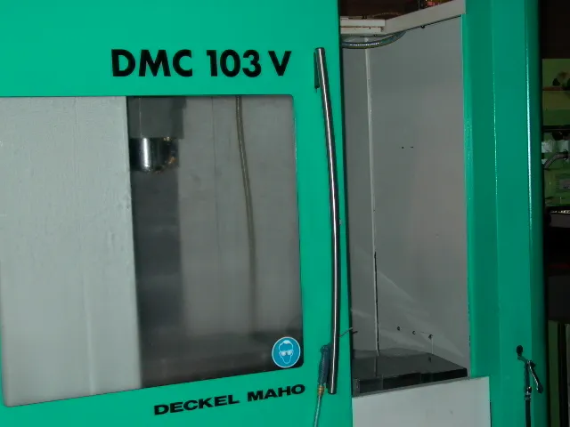 DMC 103 V