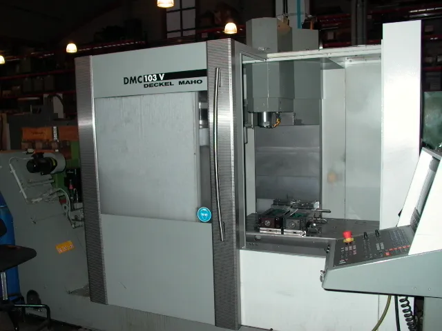 DMC 103 V