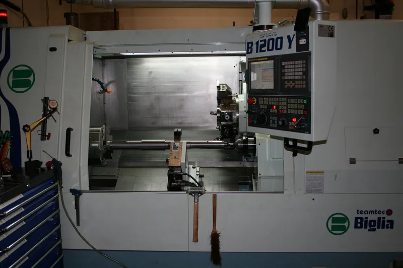 B 1200 M