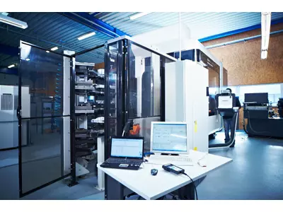 DMU 80 P duoBlock mit 20-fach Palettenwechsler