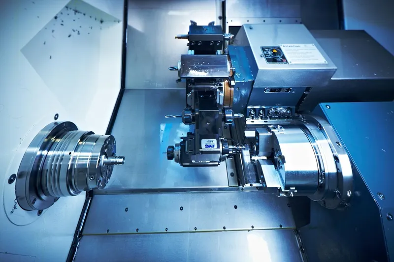 CTX alpha 500 V6 mit Stangenlader