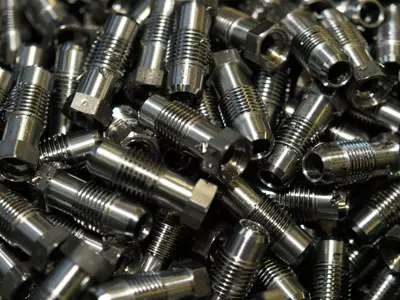 Housing for the spark plugs