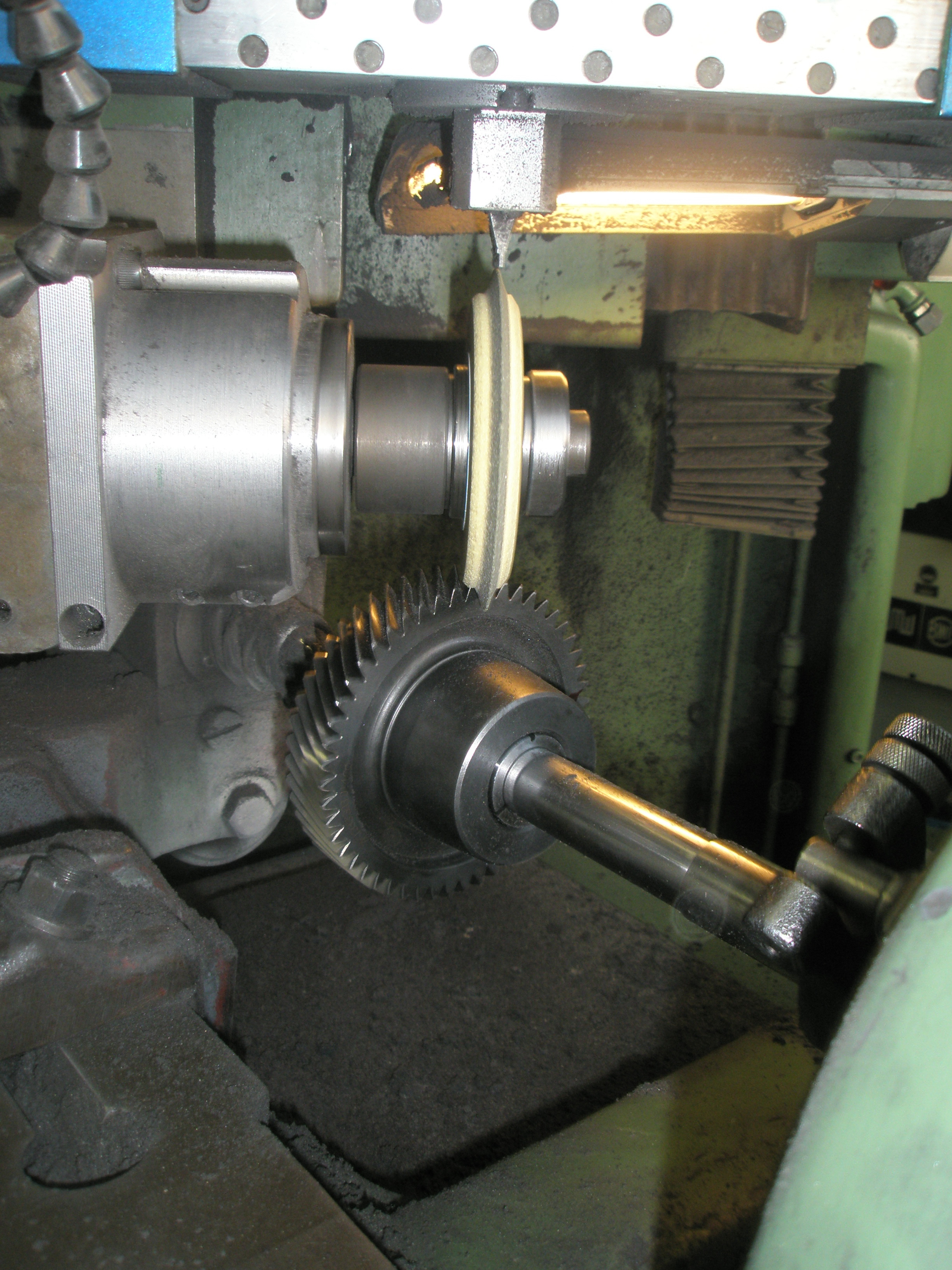 Zafir Gear profile grinding
