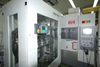 UX300