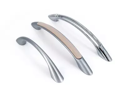 Möbelgriffe, galv., mit Dekor