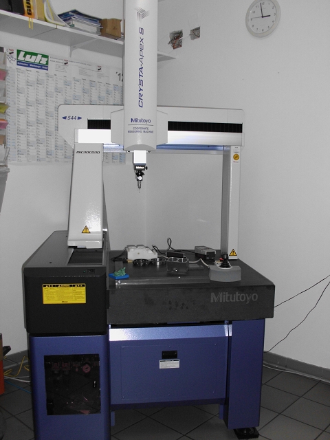 Crysta Apex S544