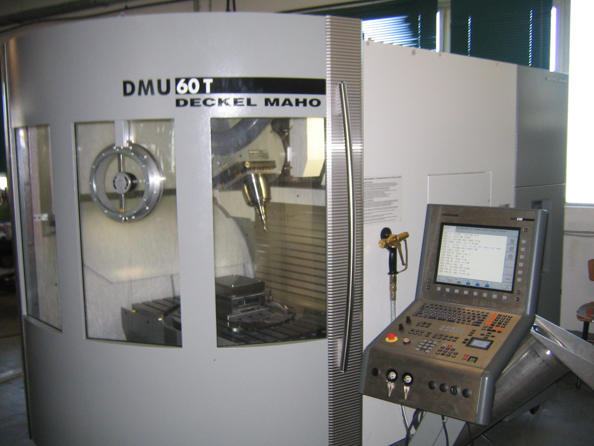 DMU 60 T
