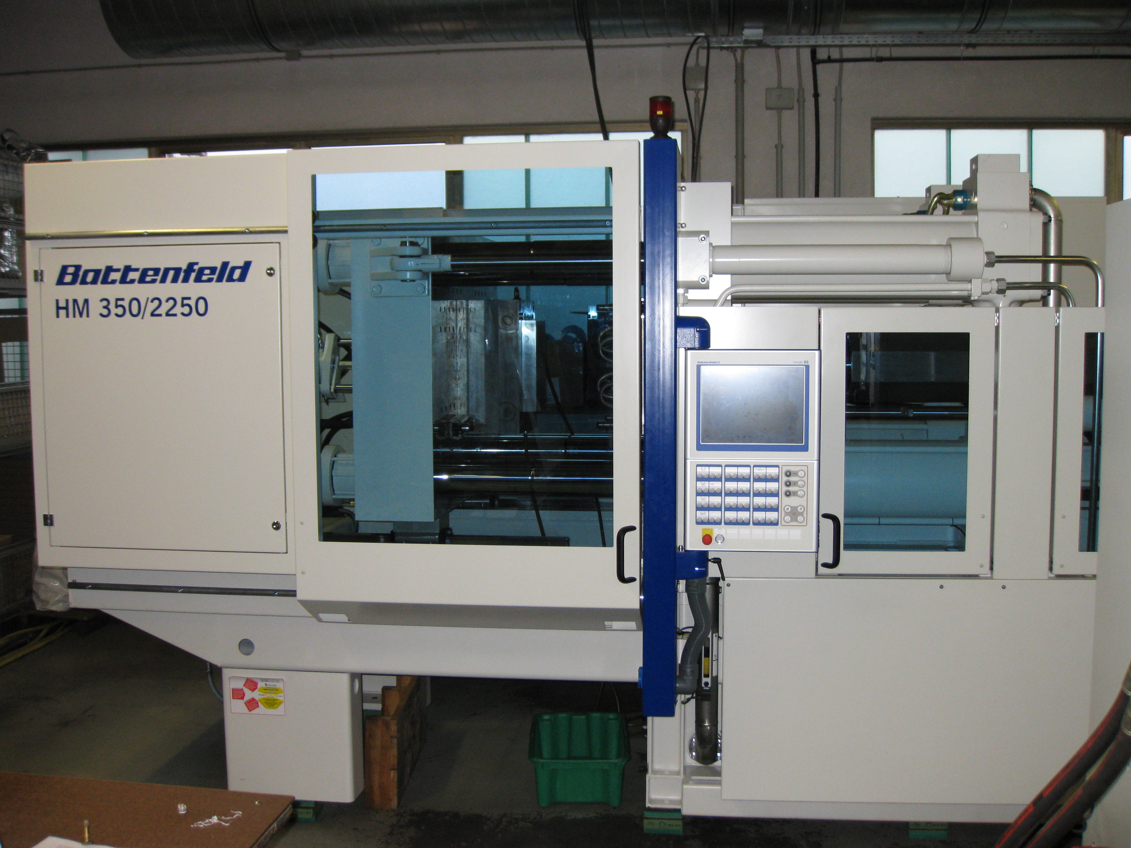 HM 350/2250