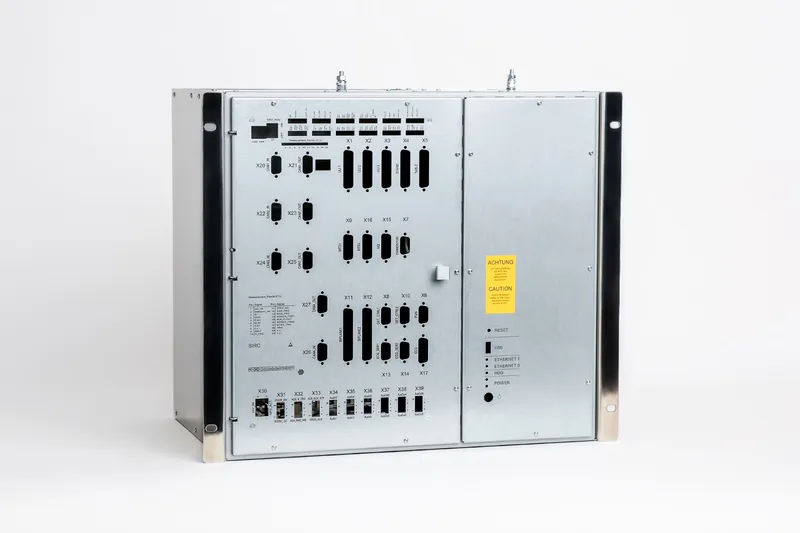 Baugruppenträger 19" 9HE