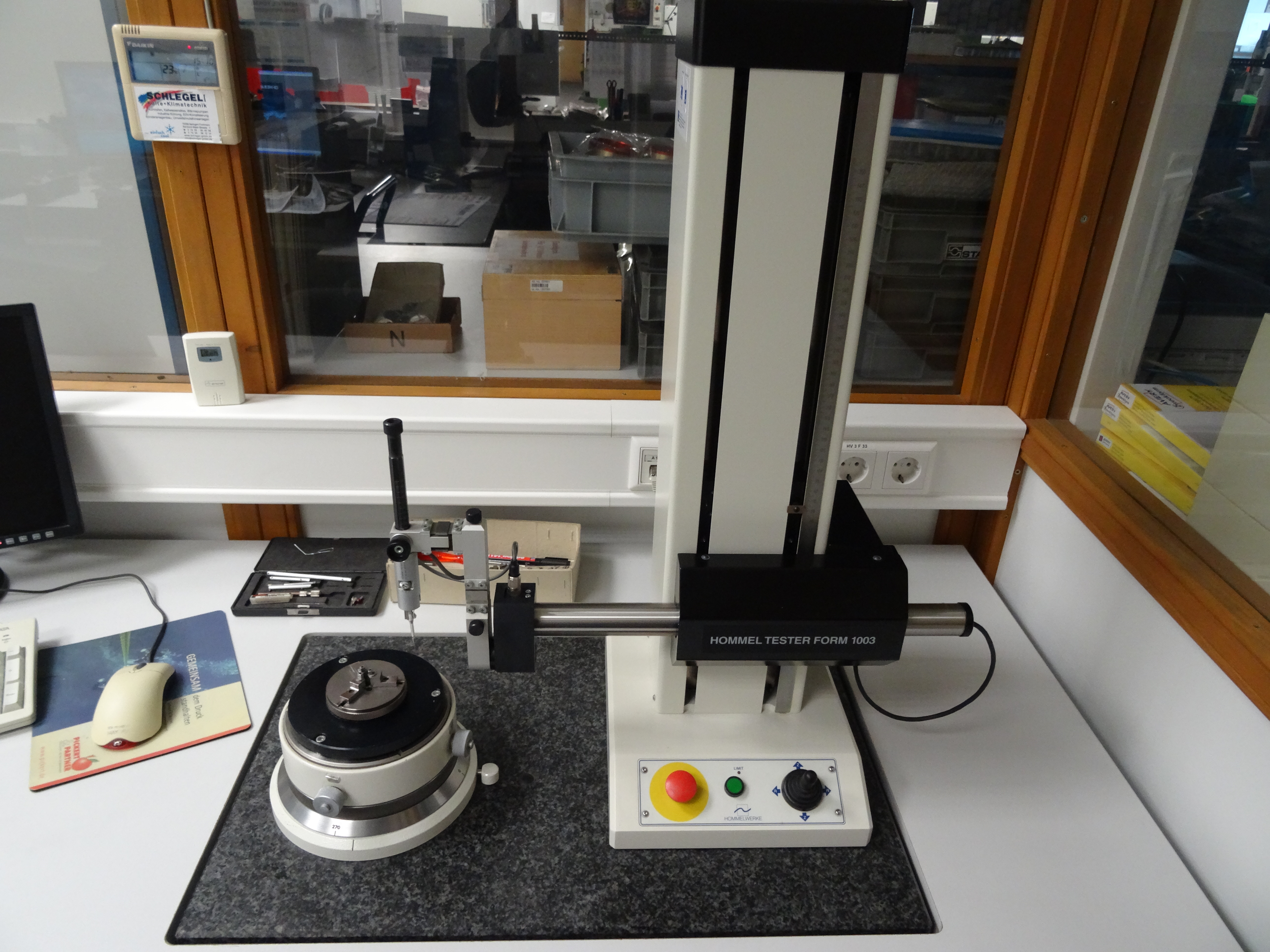 tester F 1003