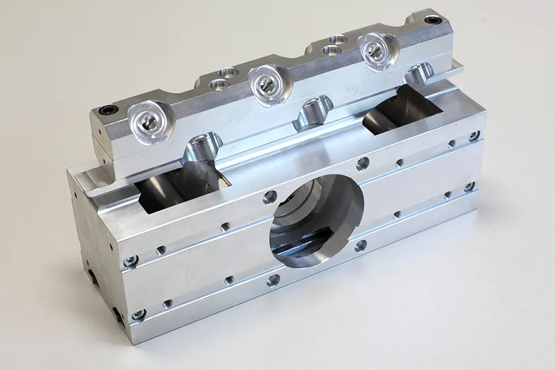 Baugruppe Aluminium---