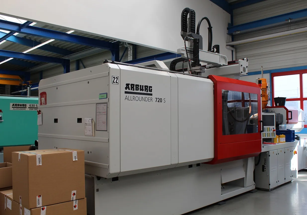 720 S 3200-3200
