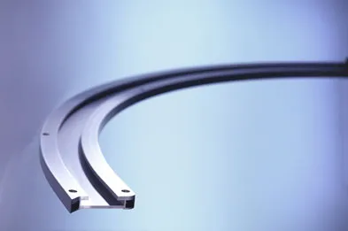 Branchen Lösungen Möbelindustrie/ Konstruktionsprofile
