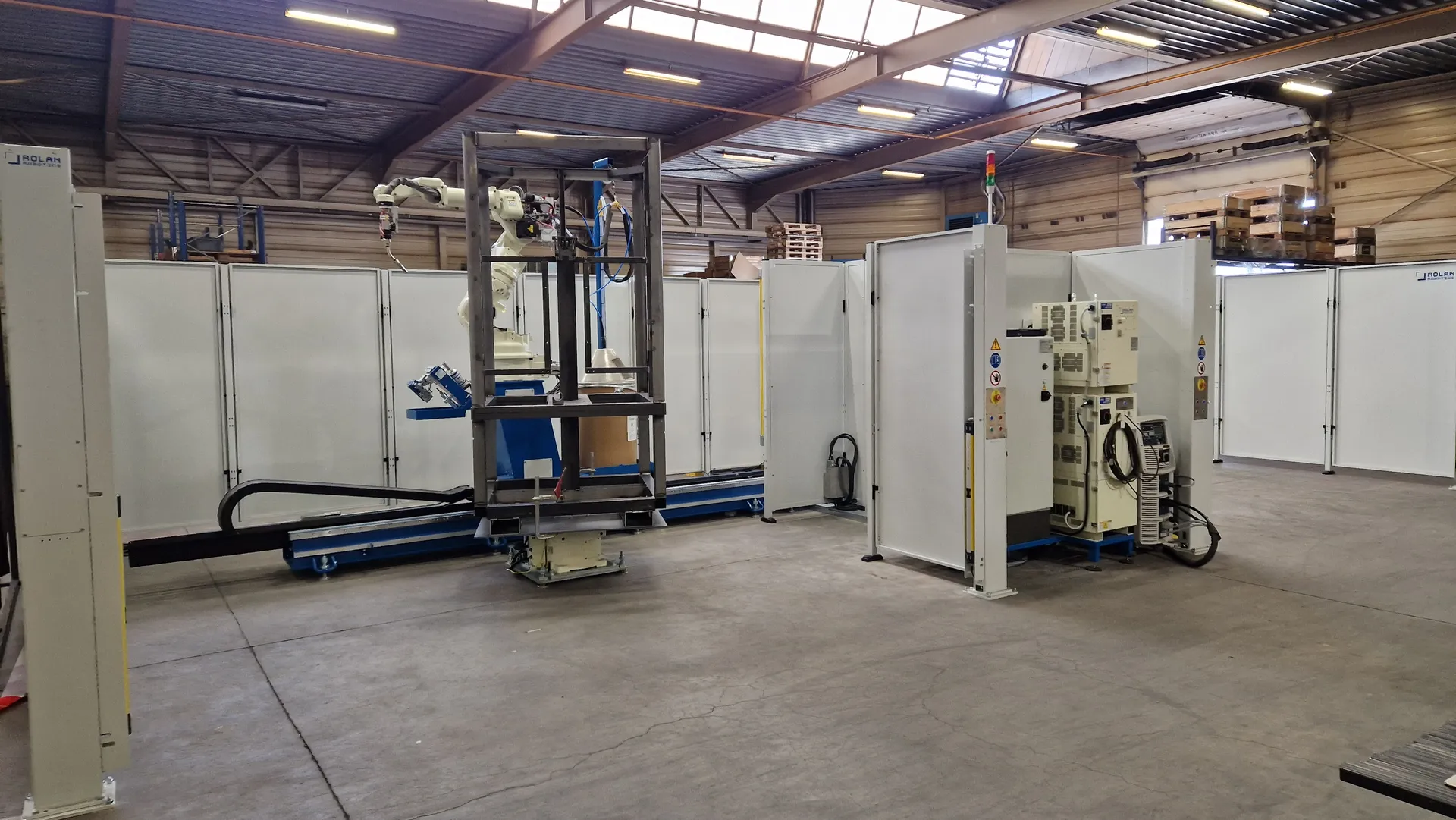 OCE-7xCNC axes Welding robot on 12 meter track