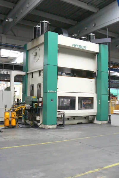 40 KN -6300 KN