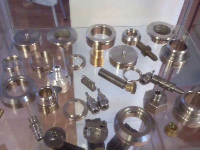 Teile von CNC Maschinen