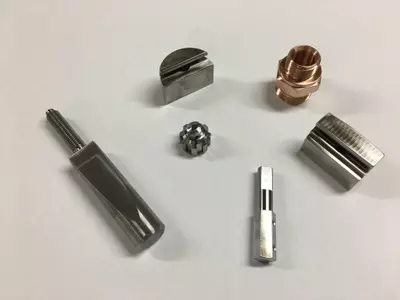 Verschieden Teile Kurzdrehen / Fräsen