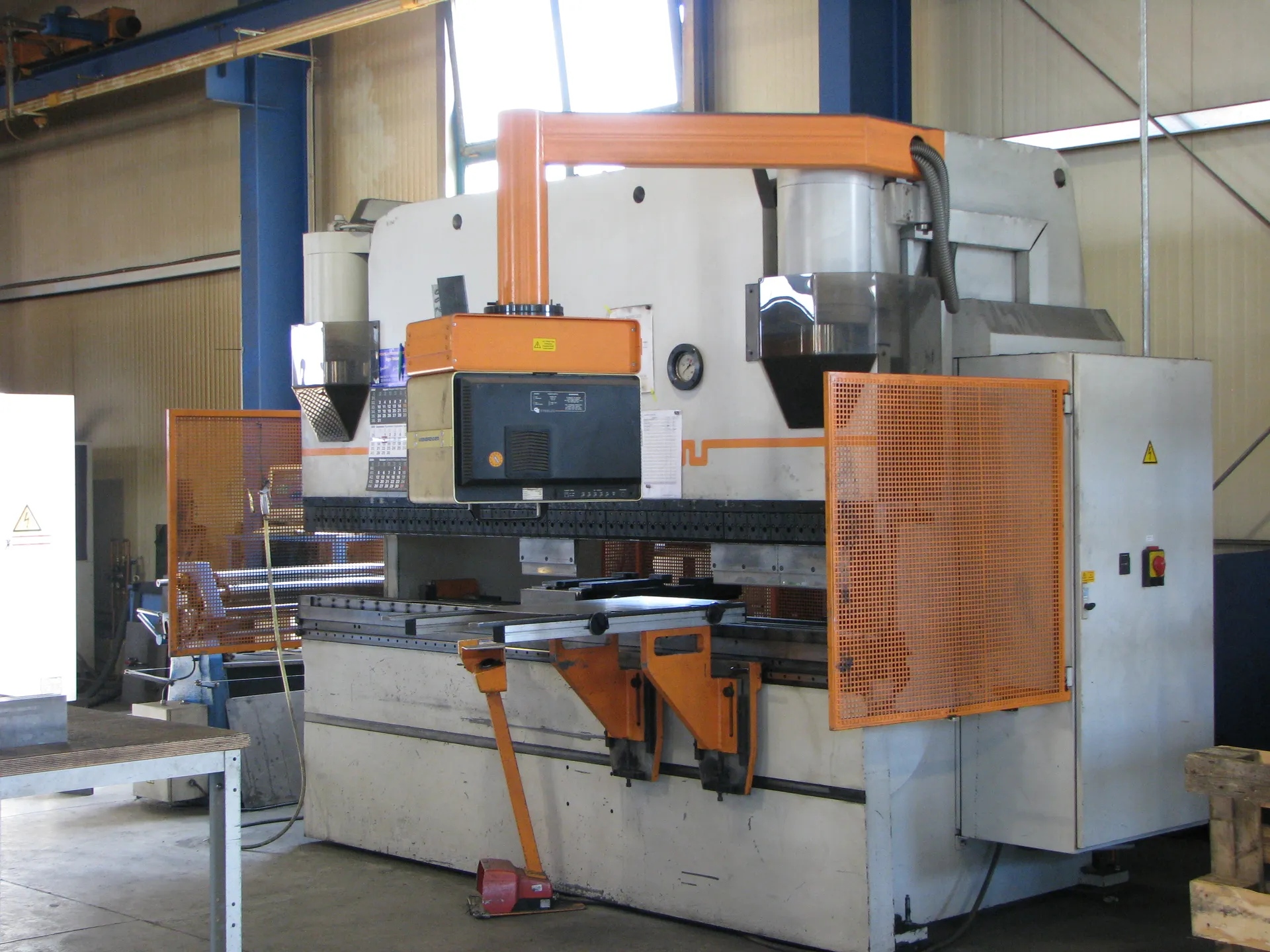 Gesenkpiebepresse GP160
