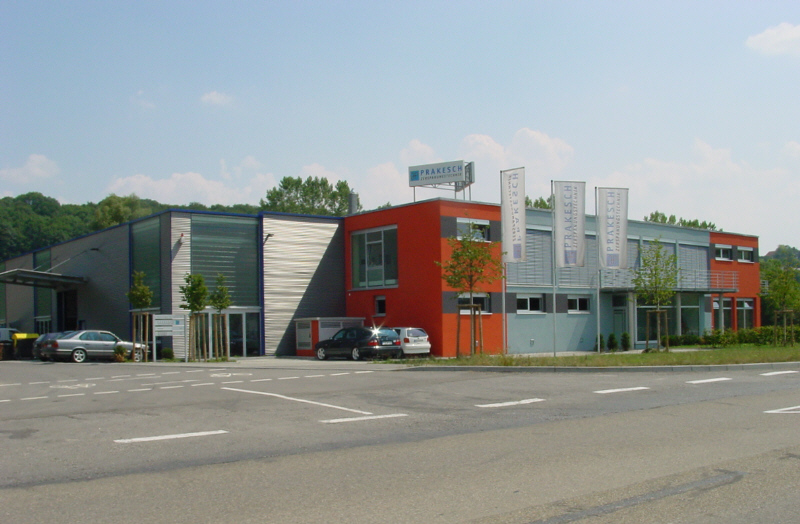 Produktions- und Verwaltungsgebäude in Wernau
