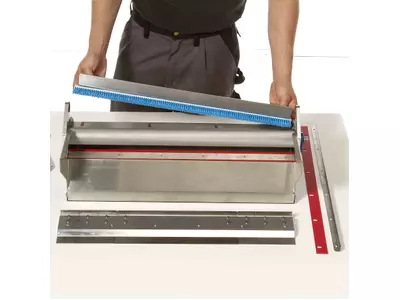 Komplett montierte Blechbaugruppe mit Zukaufteilen