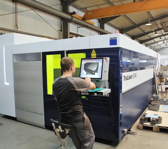 TruLaser 3040 flexibles Laserschneiden von Sonderformatblechen bis 4 x 2 m für wirtschaftliche Einzel- und Serienteile