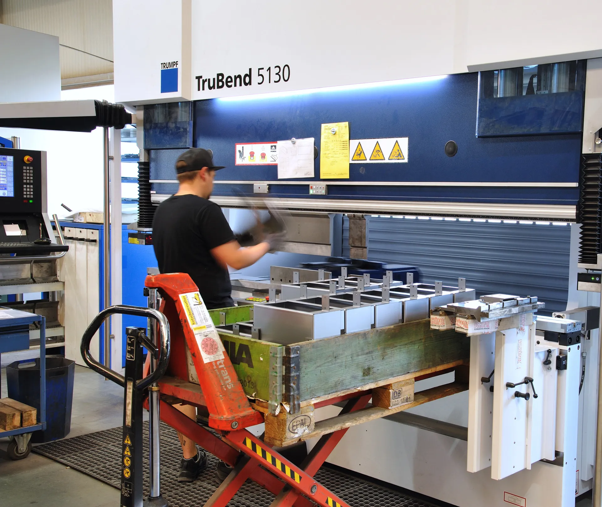 TrumaBend 5130 flexibles Abkanten von Standard- und Serienteilen bis 3 m Länge mit hoher Wiederholgenauigkeit