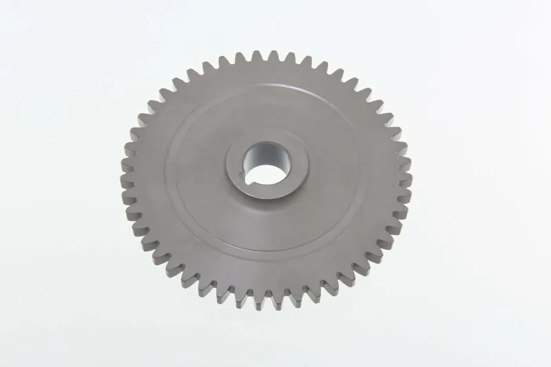 Stirnrad mit geräumter Nut