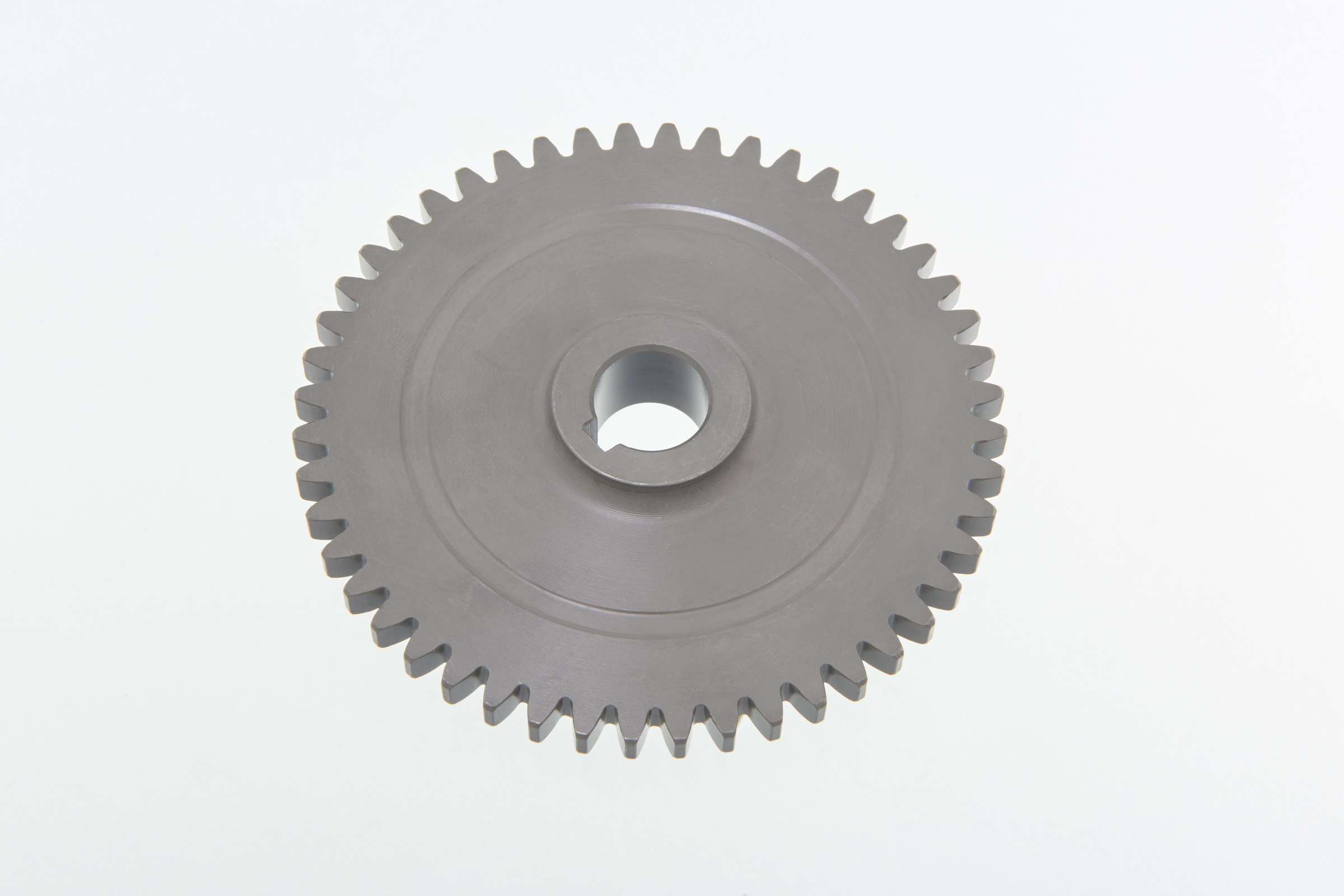 Stirnrad mit geräumter Nut