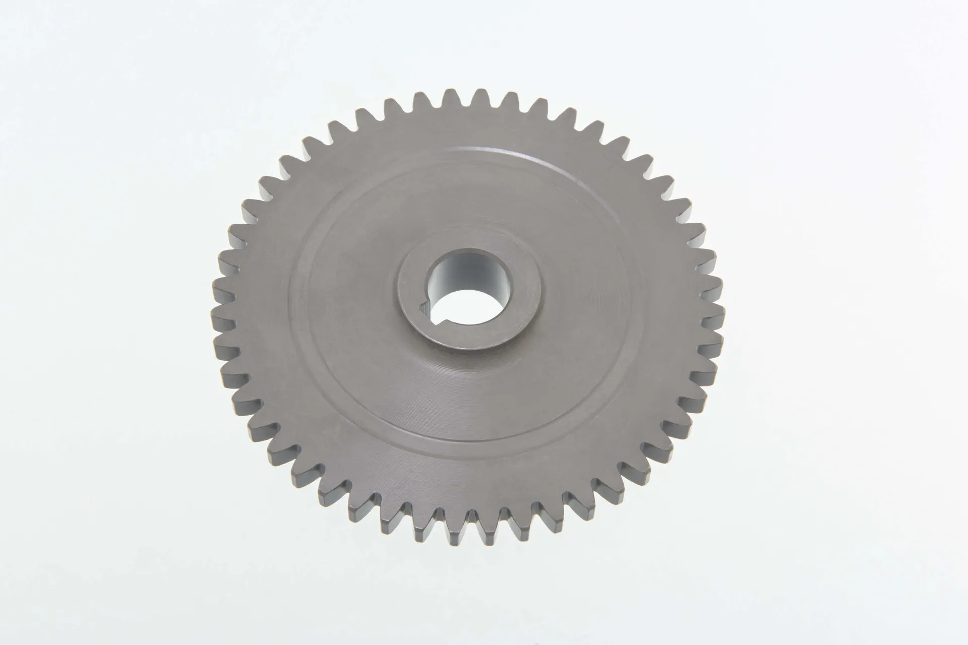 Stirnrad mit geräumter Nut