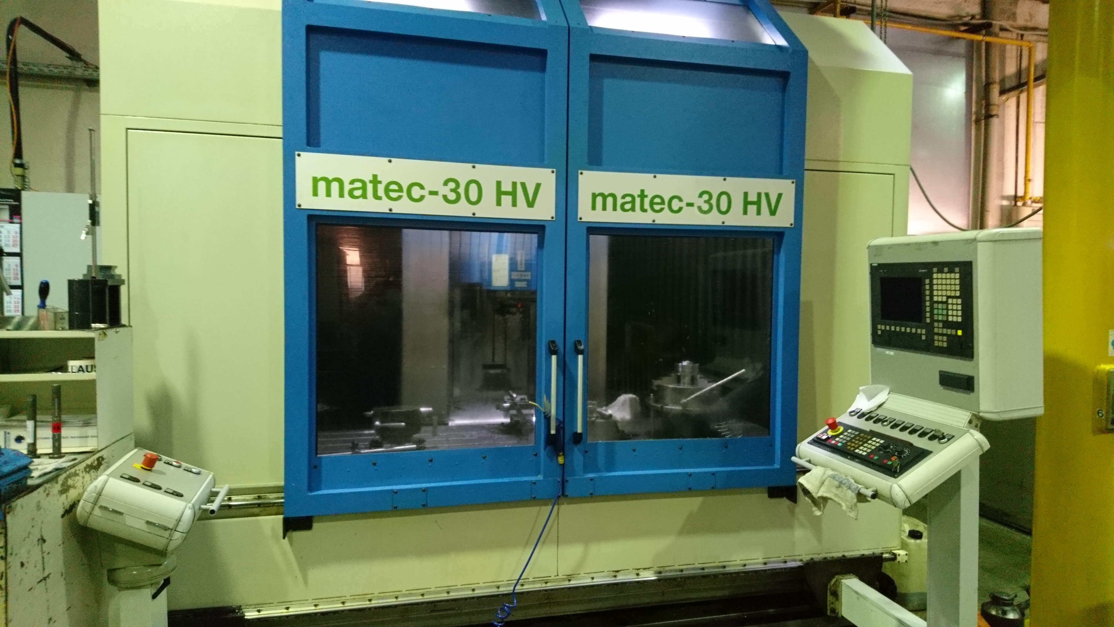 30 HV